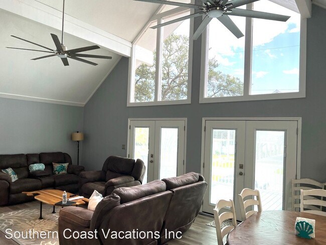 Foto del edificio - 5 br, 3 bath House - 116 14th Avenue North