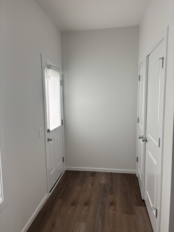 Building Photo - 4257 Kinglet Dr