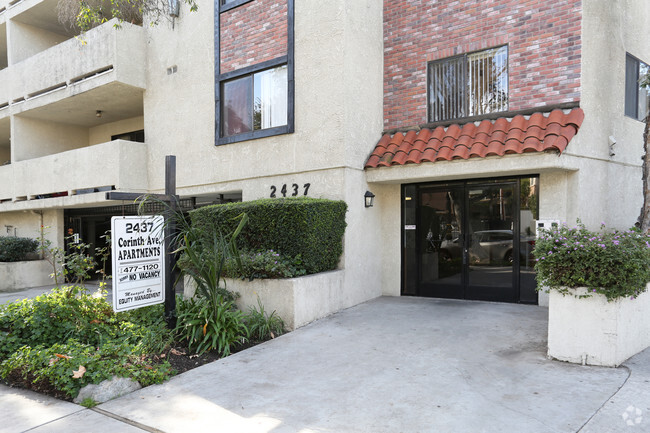 Building Photo - Corinth Apartments