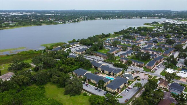 Foto del edificio - 12261 Sailwinds Dr