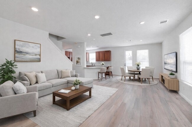 Building Photo - 9307 Central Pl