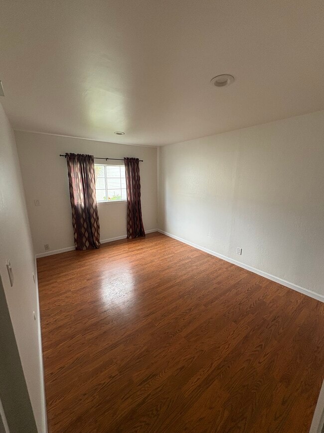 Foto del edificio - 32970 Lake Wawasee St