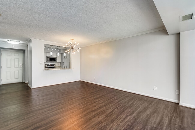 Building Photo - 1200 Braddock Pl