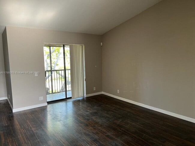 Building Photo - 4090 N Pine Island Rd