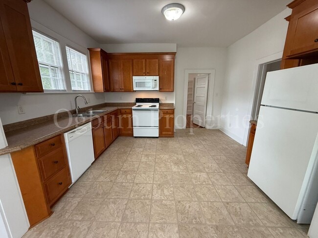 Building Photo - 265 Keating Dr