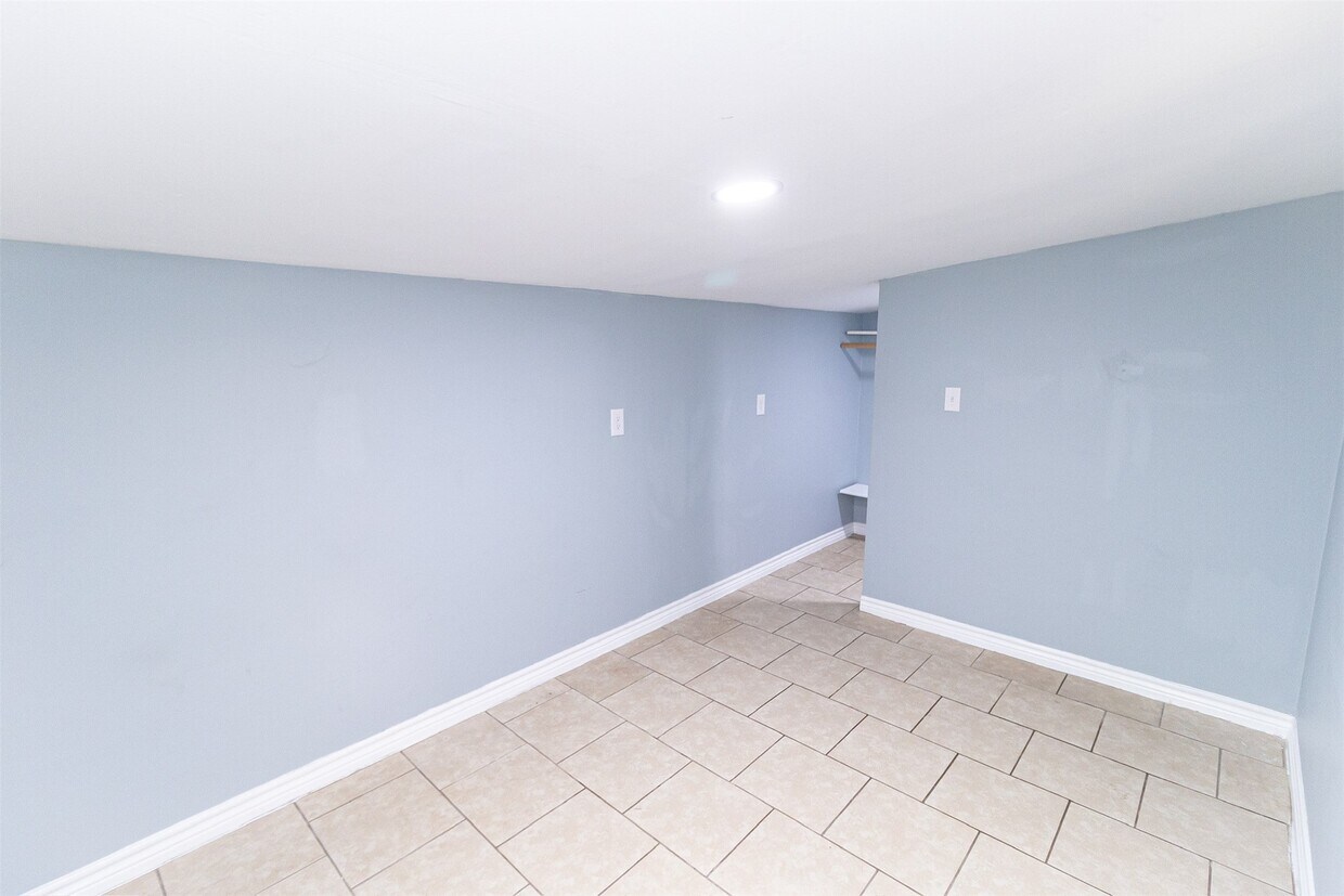 Foto del edificio - 25128 Faraway Ln