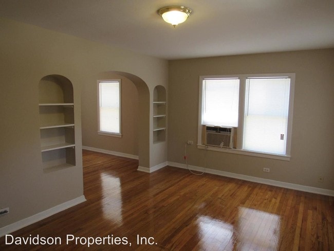 Building Photo - 2 br, 1 bath House - 510 W. Kings Hwy