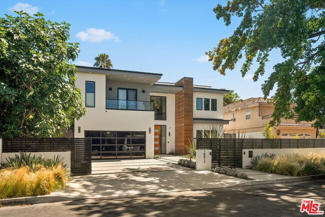 Foto del edificio - 14812 Morrison St