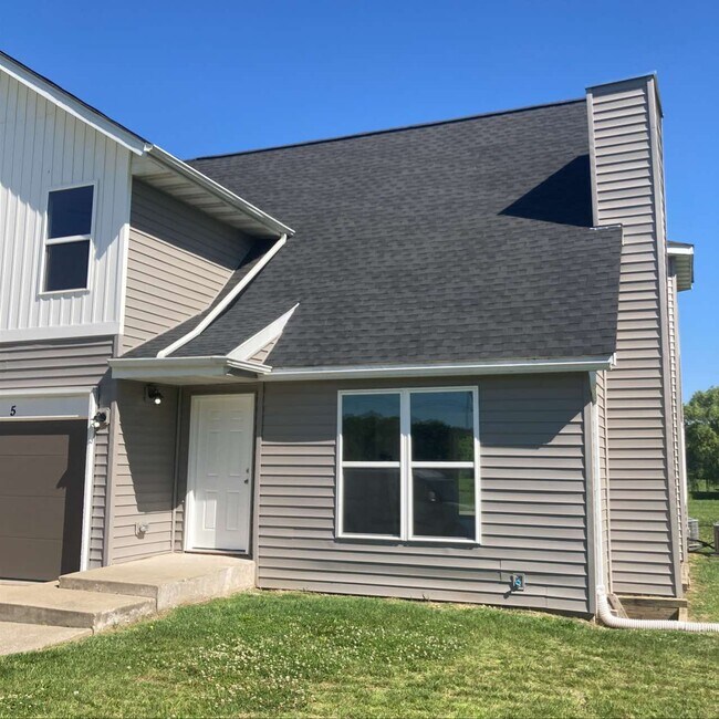 Photo - 5 Ram Ct Townhome