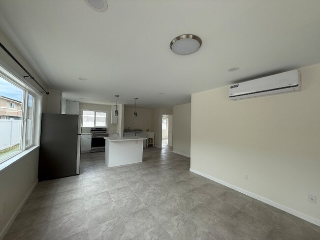 Foto del edificio - 91-435 Fort Weaver Rd