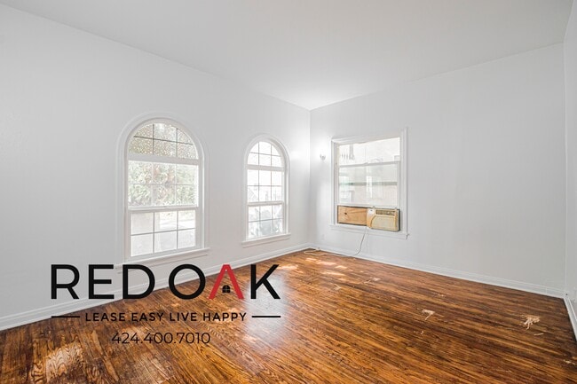 Foto del edificio - 960 S Ardmore Ave