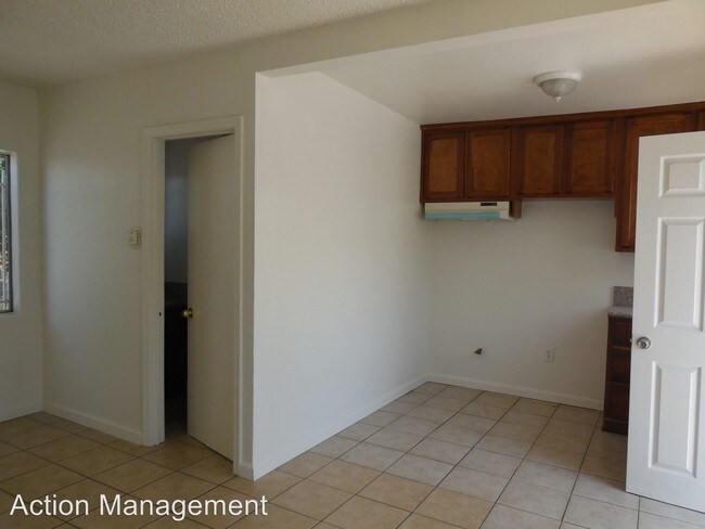 Foto del edificio - 5923 Compton Ave