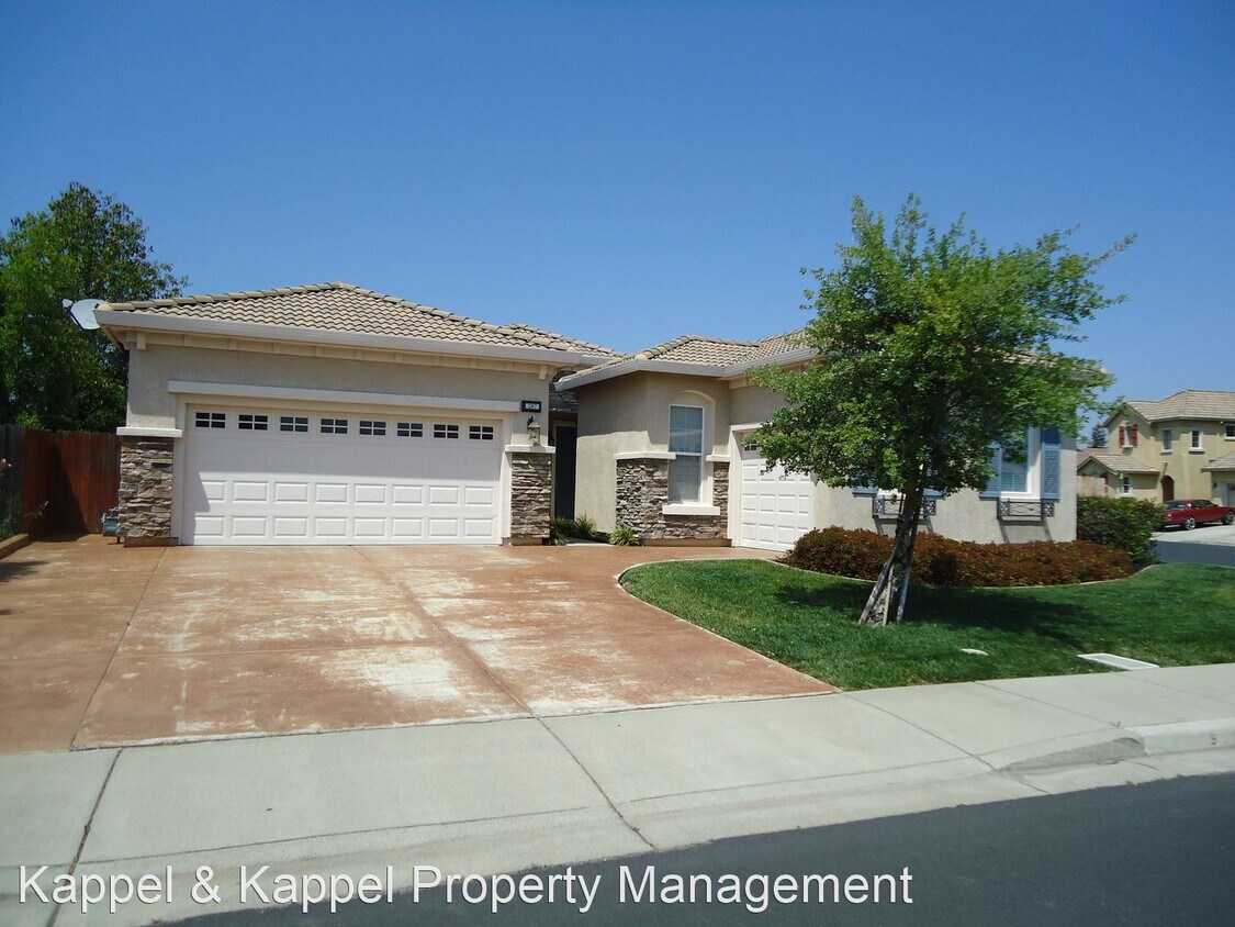 Primary Photo - 287 Sage Sparrow Cir