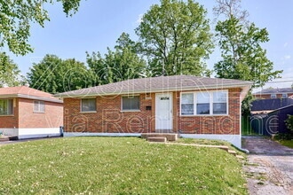 Building Photo - 9537 Cote Brilliante Ave