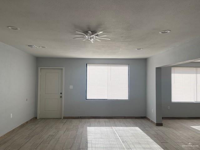 Foto del edificio - 16 N 57th St