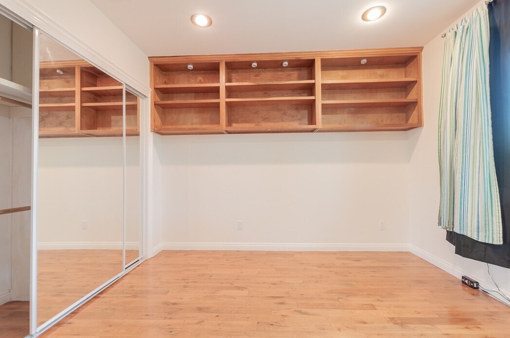 Foto principal - Beautiful 3 bedroom 2 bath with Central AC