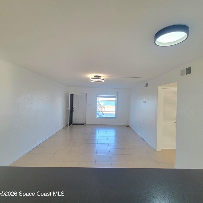 Building Photo - 190 E Olmstead Dr