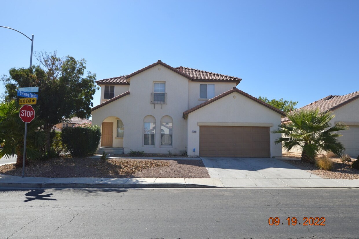 5303 Farley Feather Ct, North Las Vegas, NV 89031 House Rental in