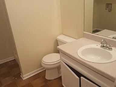 Building Photo - 108 Canyon Fork