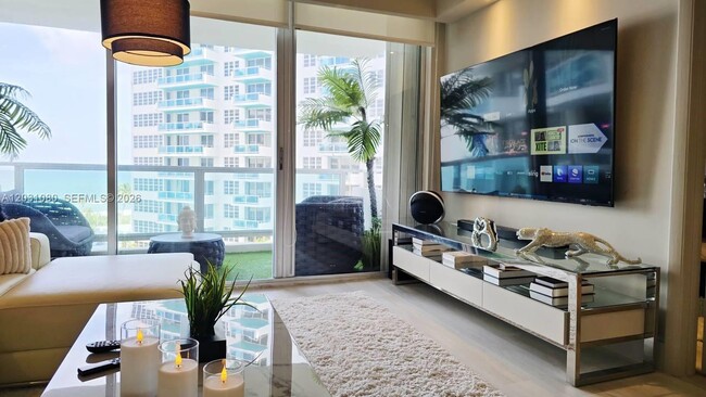 Building Photo - 5151 Collins Ave