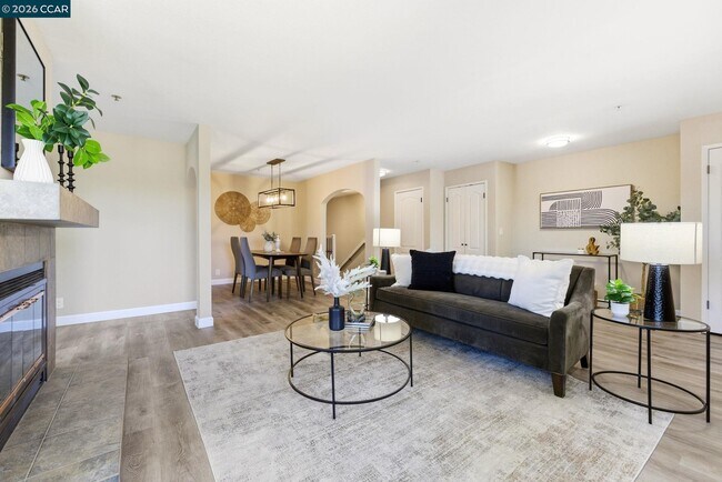 Foto del edificio - 3279 Mt Diablo Ct