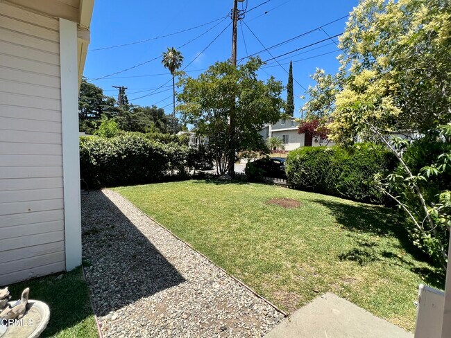 Building Photo - 3718 3rd Ave