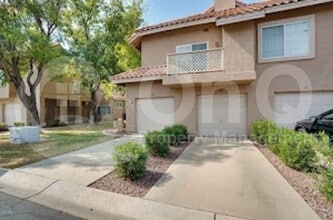 Building Photo - 1633 E Lakeside Dr