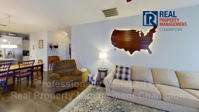 Foto del edificio - Spacious Executive Home on Friendly Cul-de...