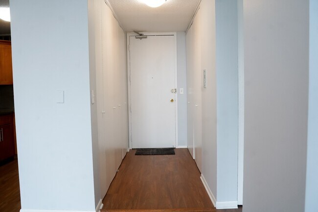 Foto del edificio - 2728 N Hampden Ct