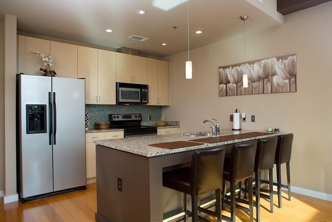 FULLY FURNISHED Studio in Nashville's Prem... - FULLY FURNISHED Studio in Nashville's Prem... Apartment