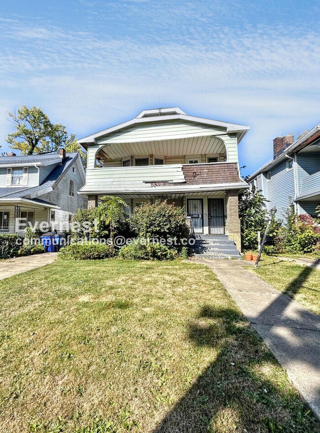 Foto del edificio - 3378 E 135th St