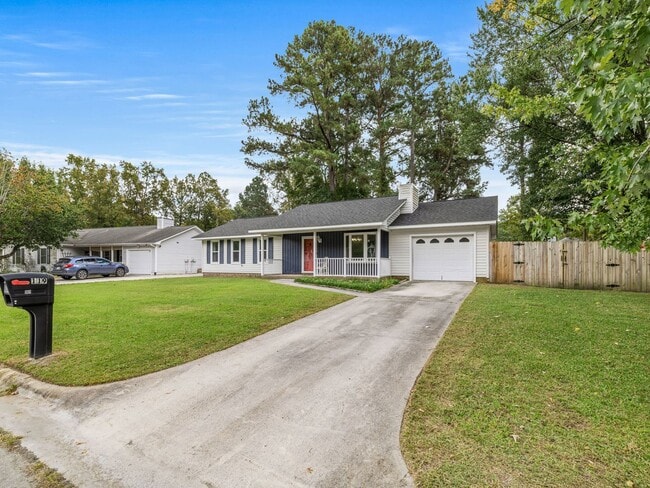 Foto del edificio - Charming 3 Bedroom Home!