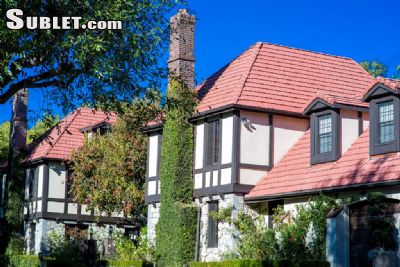 Building Photo - 10650 Oakdale Ave