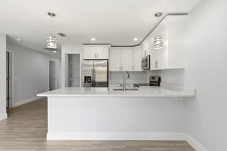 Building Photo - 2955 Dunbar St