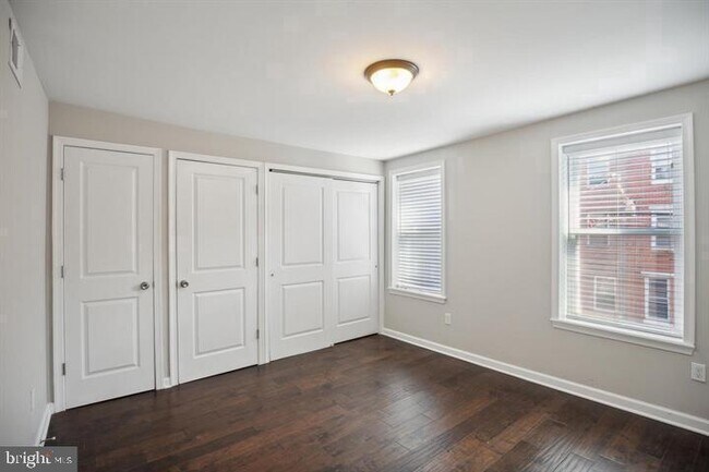 Foto del edificio - 2228 N Howard St