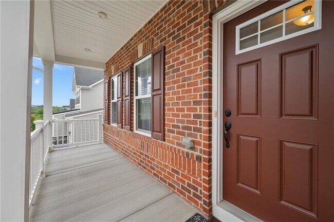 Foto del edificio - 3005 Eagle Ridge Dr