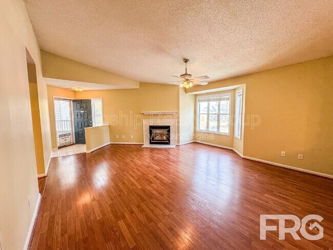 Foto del edificio - 3306 Mulberry Ln