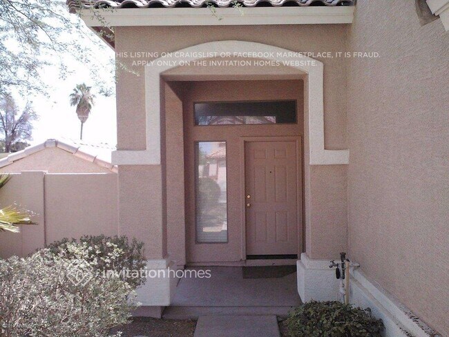 Foto del edificio - 7111 N 77th Dr