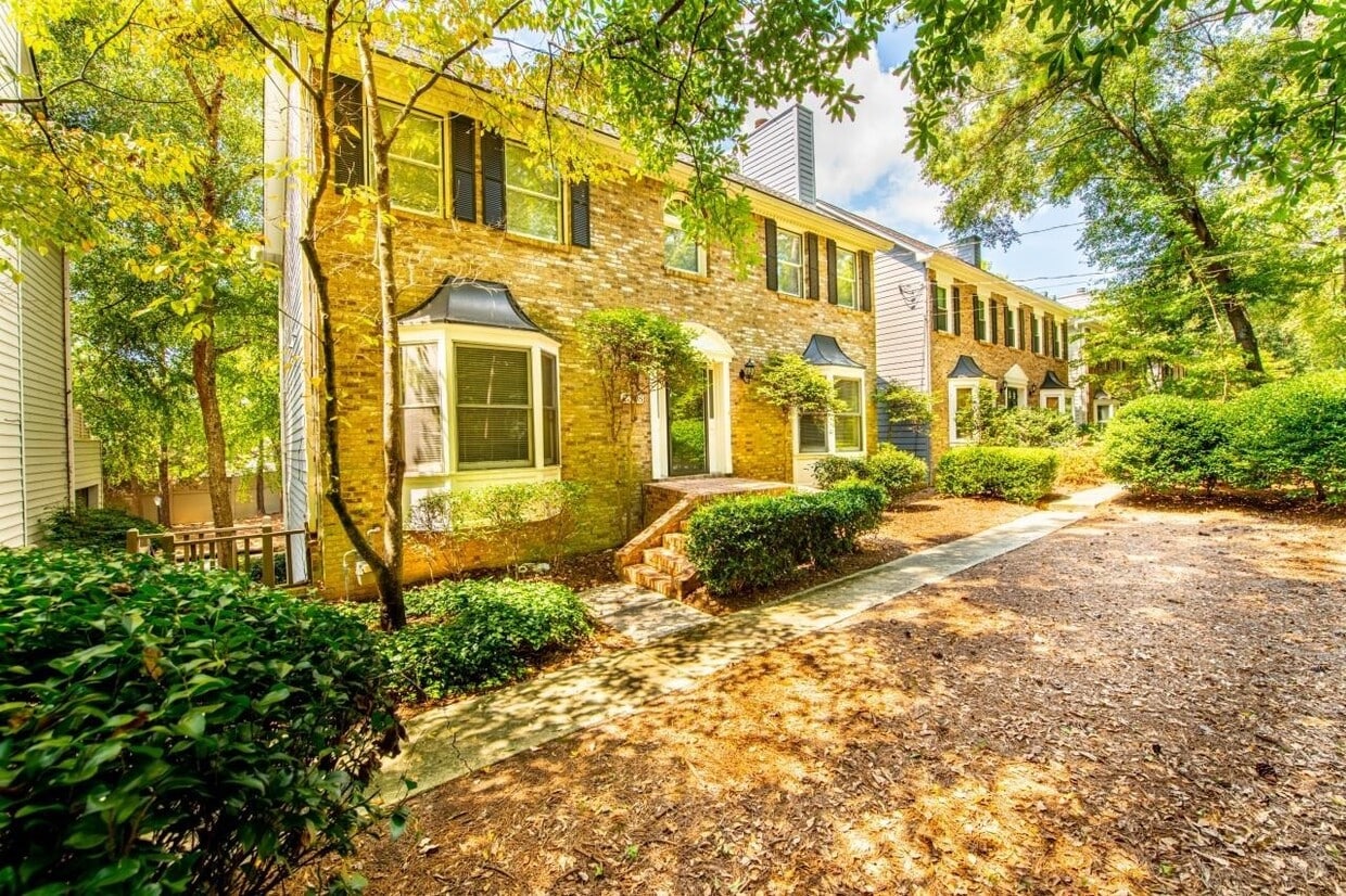Primary Photo - 2308 Defoors Ferry Rd NW