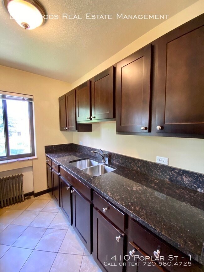 Foto del edificio - 1410 Poplar St