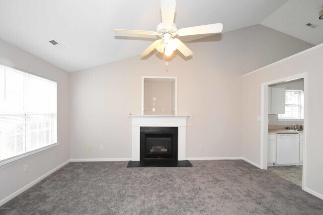 Building Photo - 2936 Flint Ridge Rd