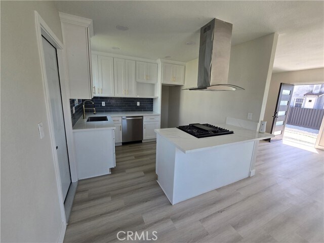 Foto del edificio - 3772 Ruthelen St