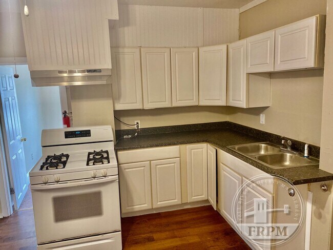 Foto del edificio - 92-94 Fisher St