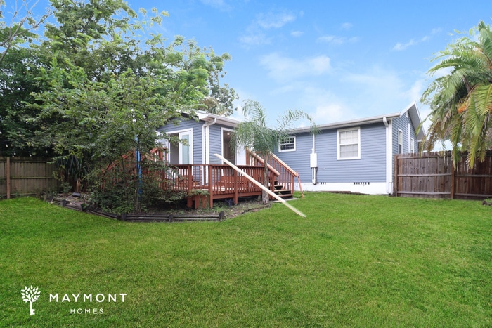 Building Photo - 1306 Sutherland Dr