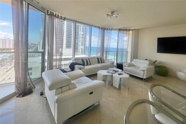 Foto del edificio - 16699 Collins Ave