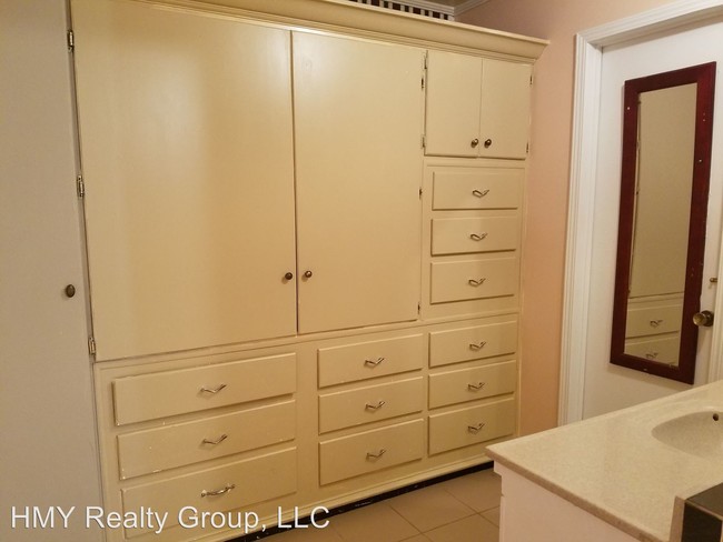 Building Photo - 3156 Olive Tree Ct