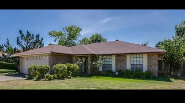 Building Photo - 6824 Loma Vista Dr