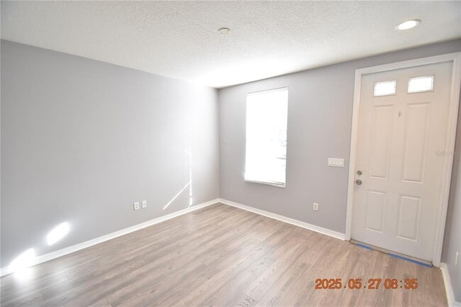 Building Photo - 11509 Fountainhead Dr