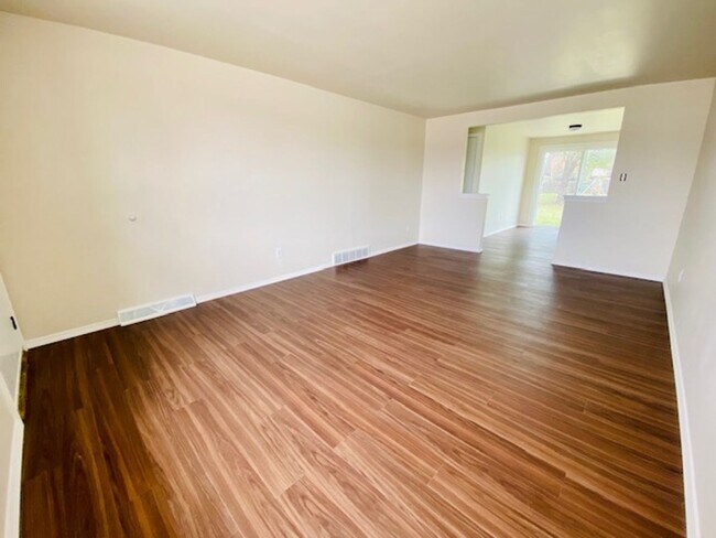 Foto del edificio - 917 Abrams St