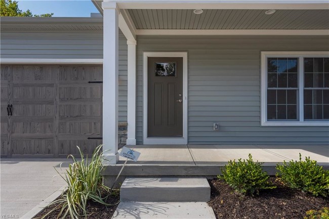 Foto del edificio - 25790 Center Ridge Rd
